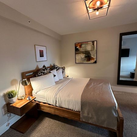 Entire Modern 7 Unit 7 Bath Boutique Inn Ньюпорт Екстер'єр фото